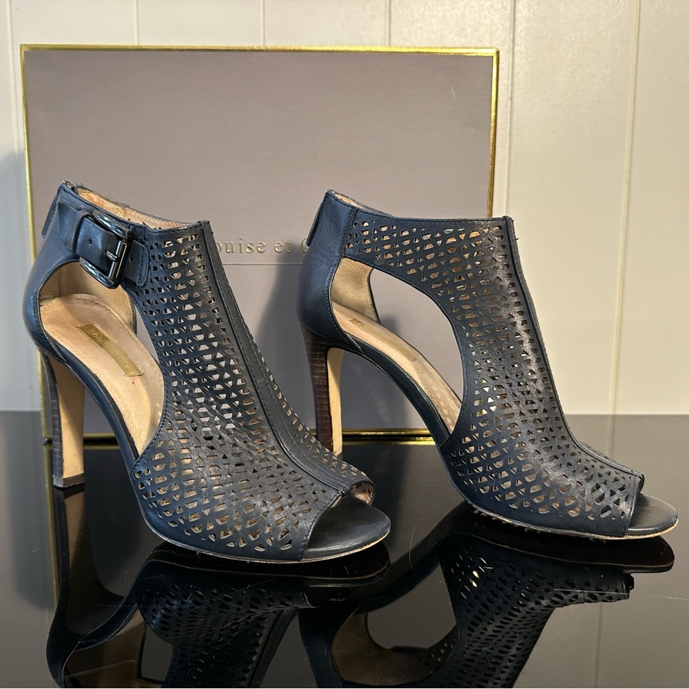 Louise et Cie Lo-Olivia2 Heels Women’s 7.5M Deep Azure Soft Calf